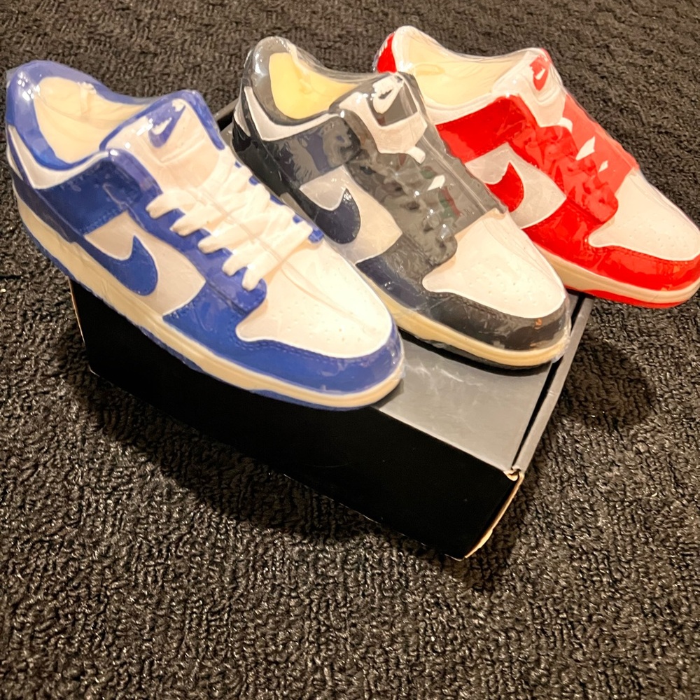 Nike Sneaker Lows Candles - Blue, Gray, Red
